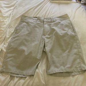 O’Neill relaxed Fit Shorts Size 33.